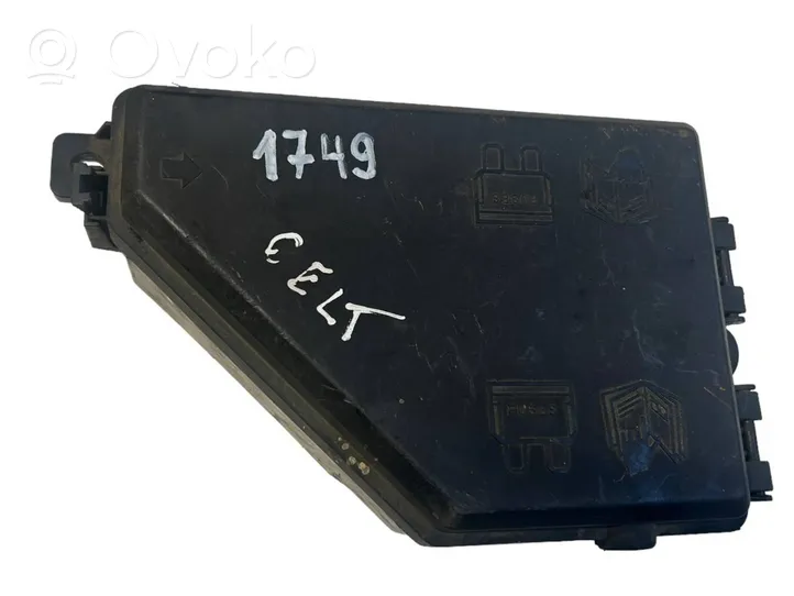 Land Rover Freelander Module de fusibles YQH101070