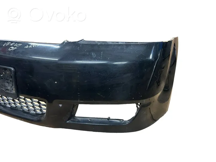 Toyota Corolla Verso AR10 Priekinis bamperis 521190F010