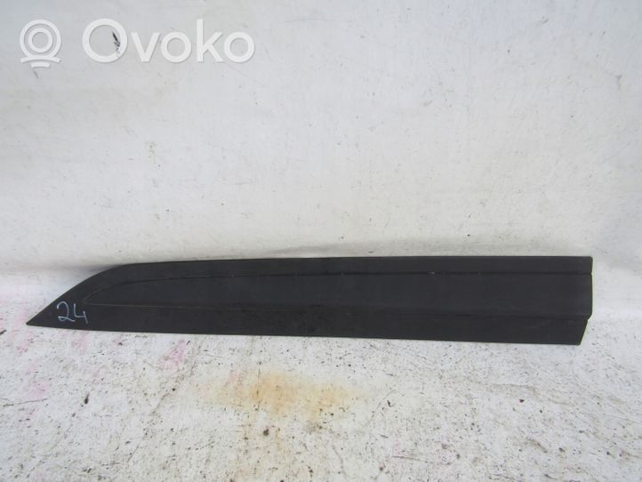 Suzuki Vitara (LY) Etuoven lista (muoto) 990E054P07000