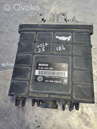 Volkswagen Golf III Sterownik / Moduł ECU 0261203056