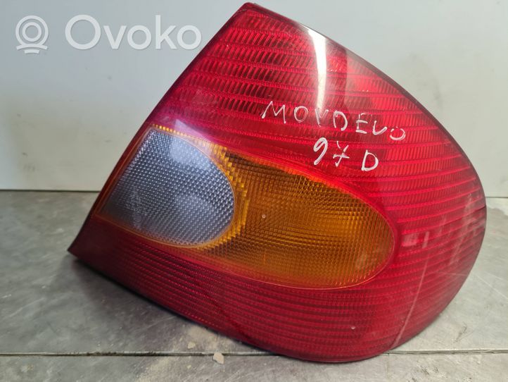 Ford Mondeo Mk III Lampa tylna 96BG13A602