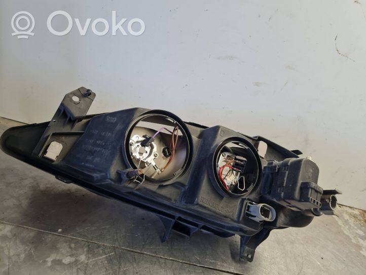 Renault Megane I Lampa przednia 7700427870D