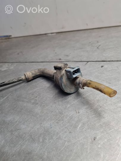 Volkswagen PASSAT B3 Valve vacuum 054133459B