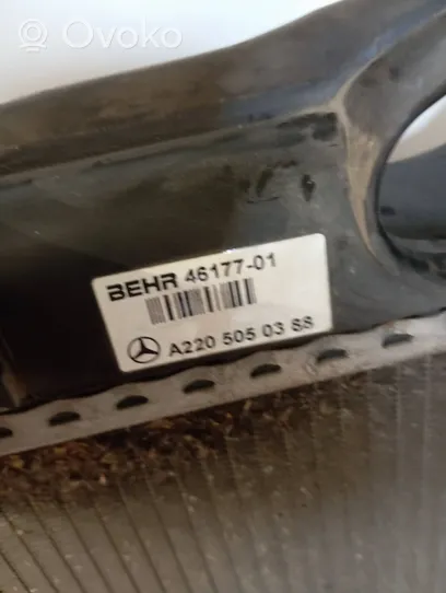 Mercedes-Benz S W220 Jäähdyttimen lauhdutin A2205050388