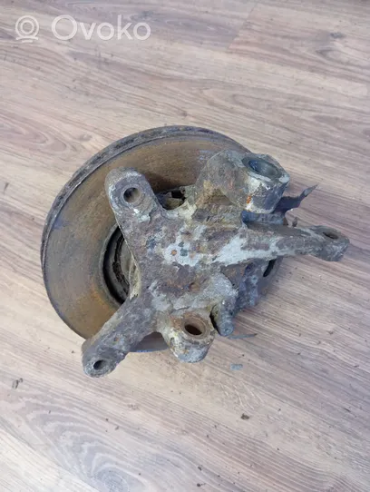 Iveco Daily 35.8 - 9 Front wheel hub 