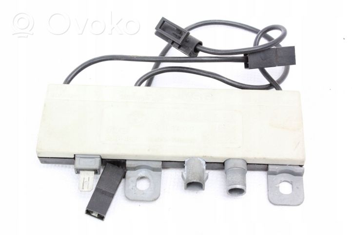 BMW 8 E31 Aerial antenna amplifier 8375116