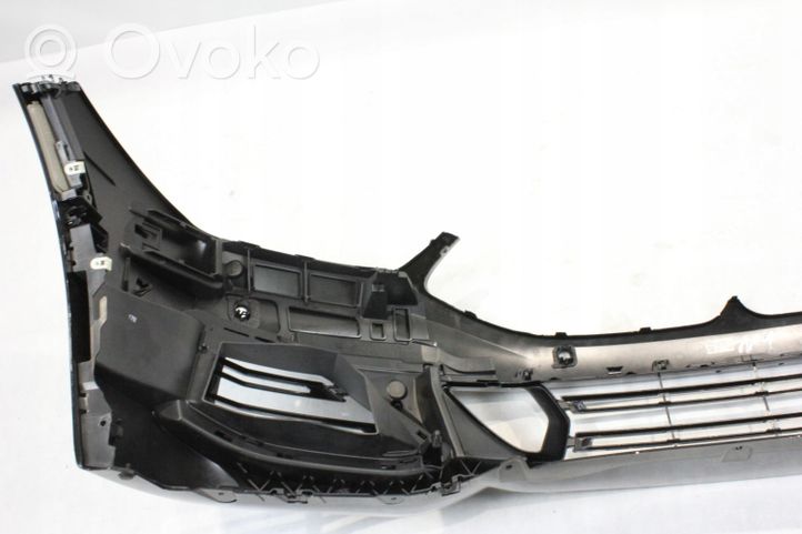 BMW 8 G15 Front bumper 