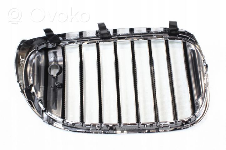 BMW 7 G11 G12 Grille calandre supérieure de pare-chocs avant 