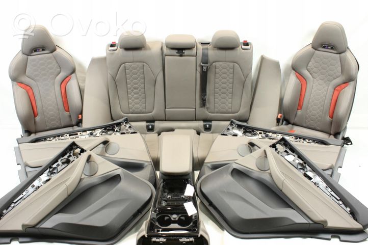 BMW X4M F98 Sitze und Türverkleidungen komplett 