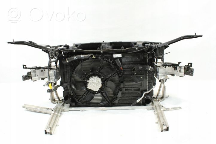 BMW 2 F44 Radiatorių panelė (televizorius) 