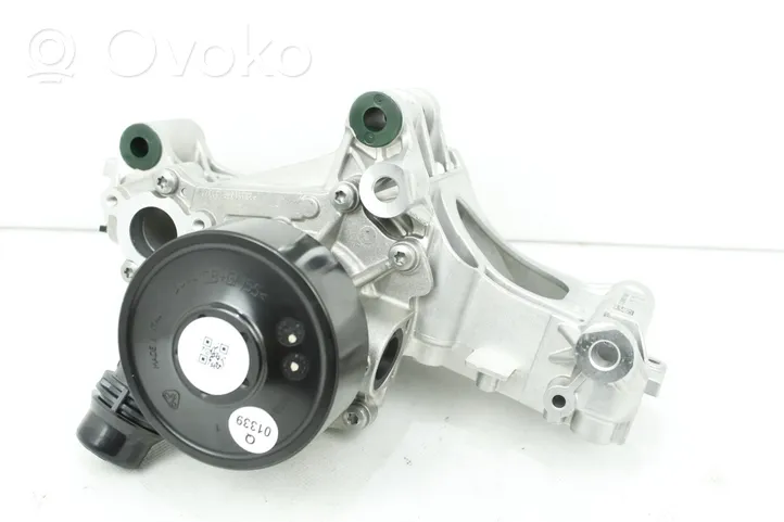 BMW X5 G05 Pompe de circulation d'eau 7952783