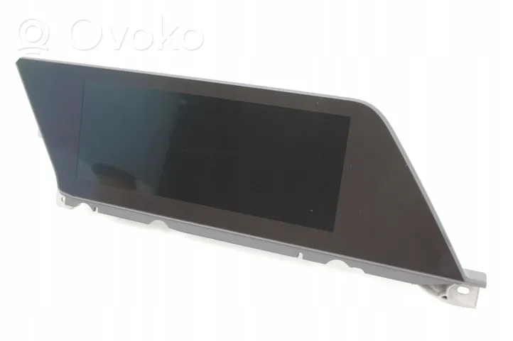 BMW 1 F40 Screen/display/small screen 8704739