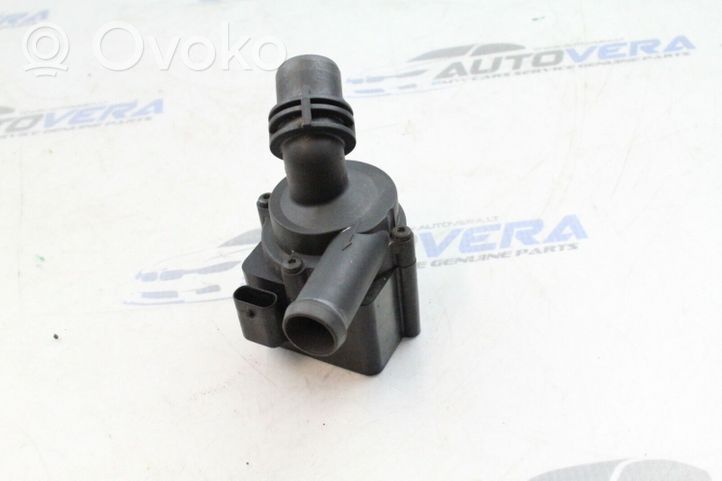 BMW X5 E70 Pompa elettrica dell’acqua/del refrigerante ausiliaria 9130413