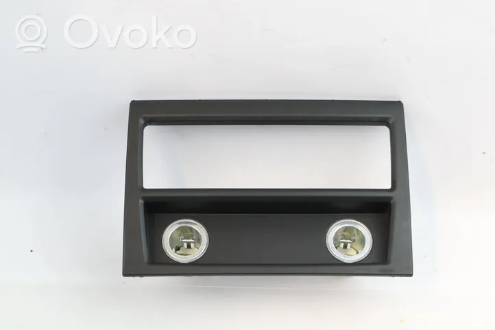 BMW 7 F01 F02 F03 F04 Panel popielniczki tylnej tunelu środkowego 9113673