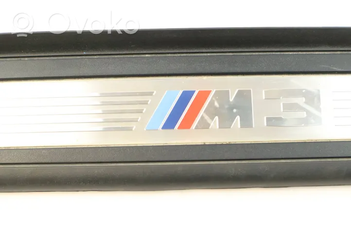 BMW 3 E92 E93 Listwa progowa przednia 8042856