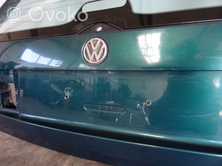 Volkswagen PASSAT B3 Žaliuzė kuzavo 