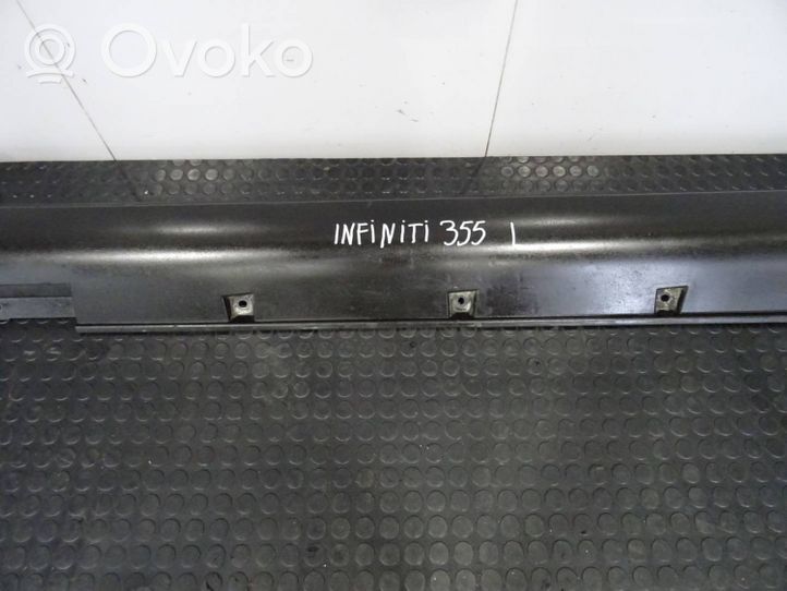 Infiniti FX Side skirt front trim 