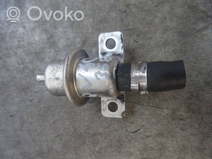 Volvo S40, V40 Capteur de pression de carburant 0280160554