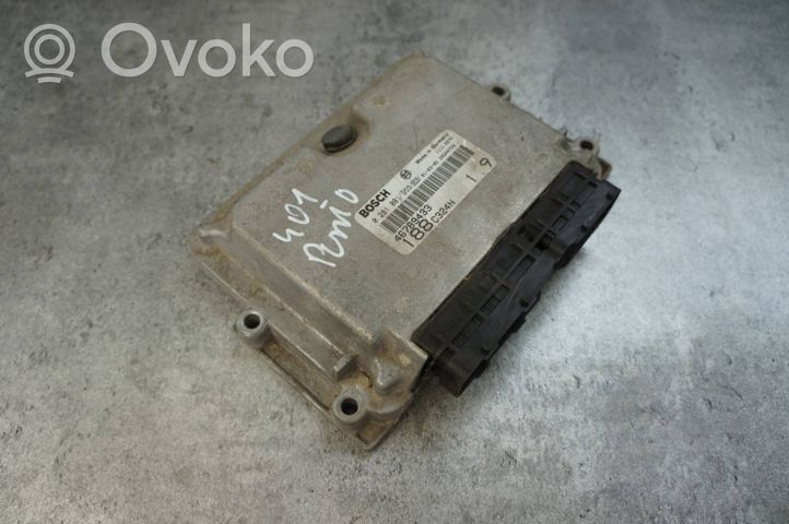 Fiat Punto (188) Moottorinohjausyksikön sarja ja lukkosarja 46789433