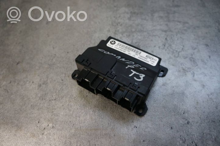 Jeep Commander Unité de commande module de porte 04602621AF