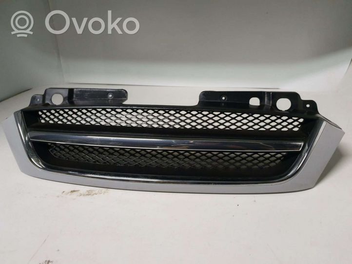 Chevrolet Tacuma Front bumper upper radiator grill 96399717