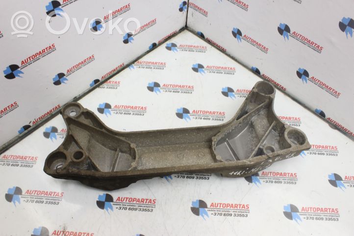 BMW 1 F20 F21 Supporto di montaggio scatola del cambio 6788826