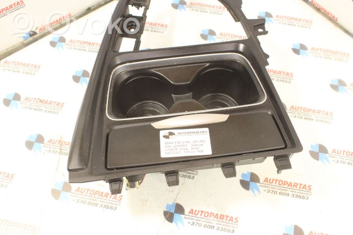 BMW 3 F30 F35 F31 Portabicchiere anteriore 9218926