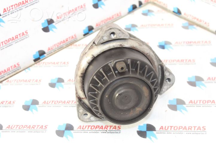 BMW 6 F06 Gran coupe Dzinēja spilvens 685126401