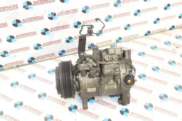 BMW 5 F10 F11 Ilmastointilaitteen kompressorin pumppu (A/C) 9225703