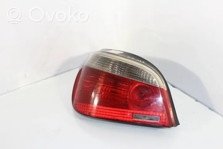 BMW 5 E60 E61 Rear/tail lights 7165737