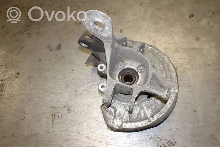 BMW 5 F10 F11 Pivot de moyeu arrière 6796100