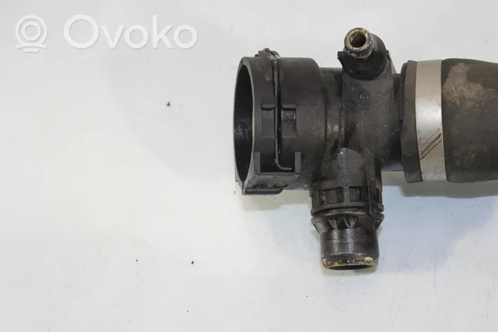 BMW 3 F30 F35 F31 Tuyau de liquide de refroidissement moteur 7811127