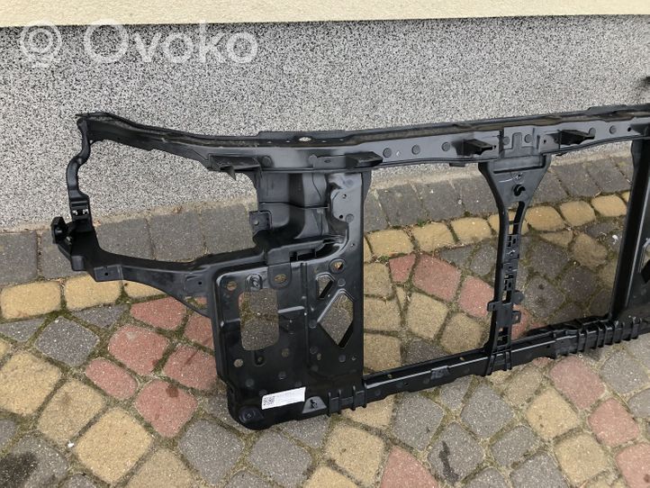 Hyundai i30 Radiatorių panelė (televizorius) 641012R000