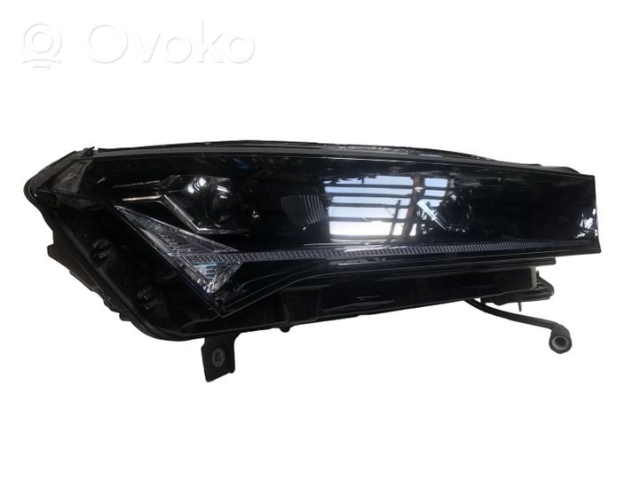 Skoda Enyaq iV Lampa przednia 5LB941016B