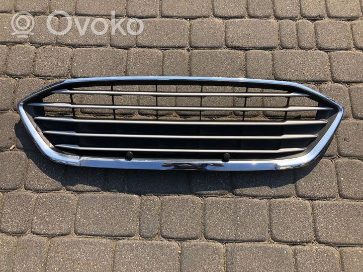 Ford Focus Grille calandre supérieure de pare-chocs avant JX7B8C436A