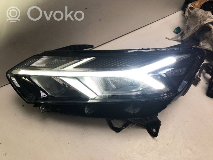 Dacia Sandero Headlight/headlamp 260605914R