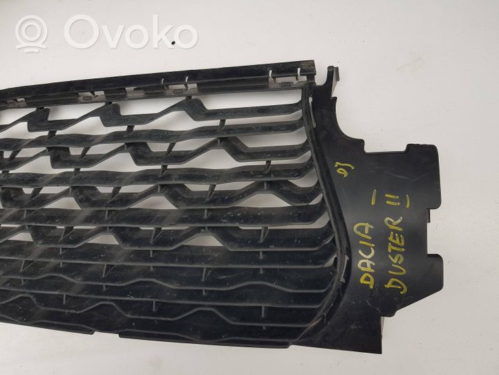 Dacia Duster II Maskownica / Grill / Atrapa górna chłodnicy 22544890