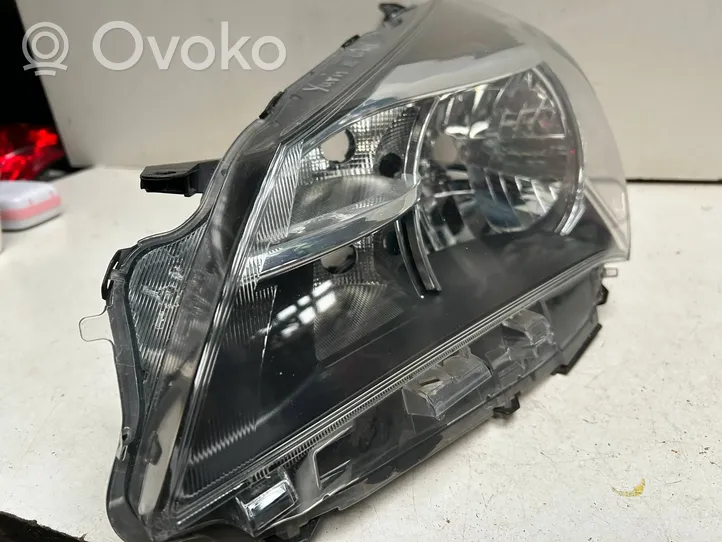 Toyota Yaris Lampa przednia yar3lift