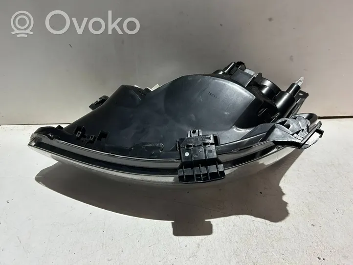 Toyota Aygo AB10 Phare frontale 811300H011