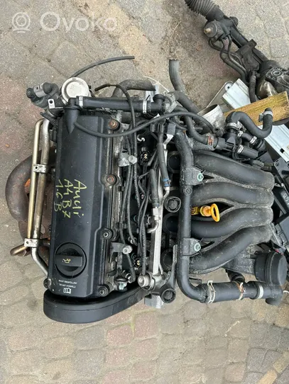 Audi A4 S4 B7 8E 8H Moottori silau1