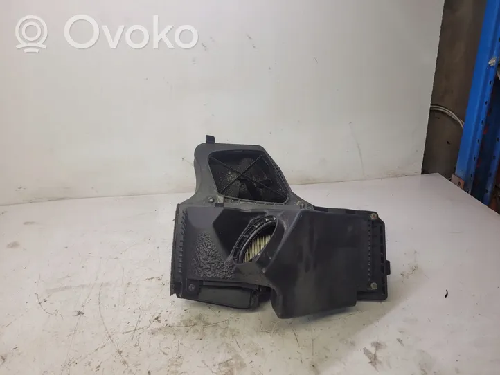 Audi Q5 SQ5 Oro filtro dėžės laikiklis 8R0133837S