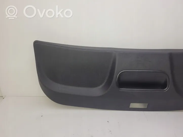 Audi TT TTS Mk2 Tailgate/boot lid cover trim 8J7867979