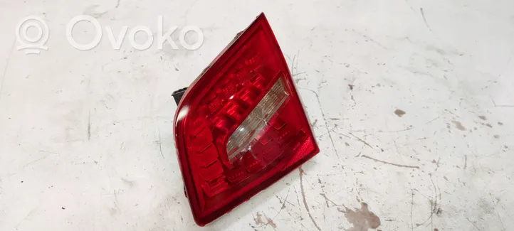 Audi A6 S6 C6 4F Lampy tylnej klapy bagażnika 4F5945094E2