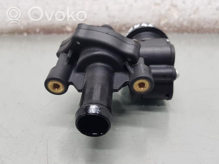 Renault Arkana Obudowa termostatu 922306682R