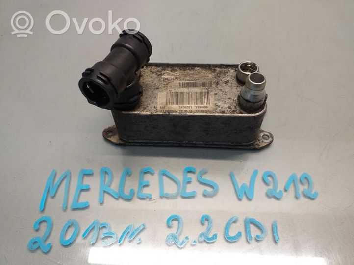 Mercedes-Benz E AMG W212 Radiatore dell’olio del motore A0995002300