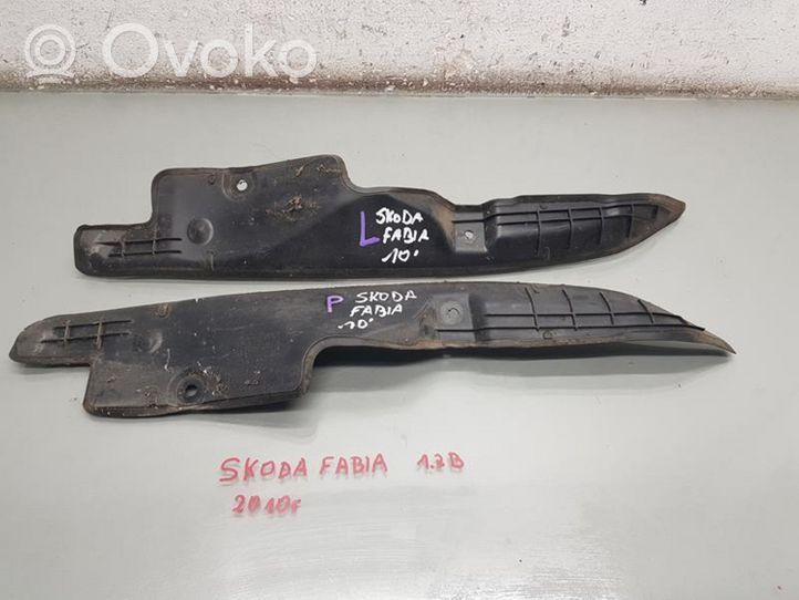 Skoda Fabia Mk2 (5J) Wygłuszenie / Pianka błotnika przedniego 5J0821112 5J0821111