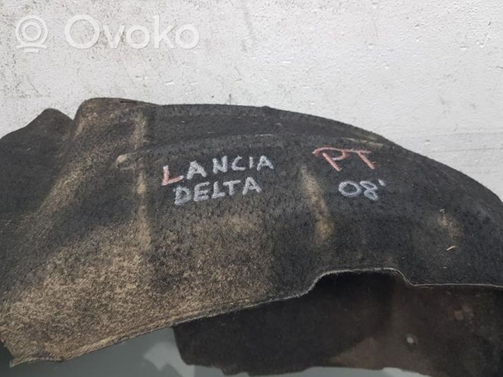 Lancia Delta Takapyörän sisälokasuojat 