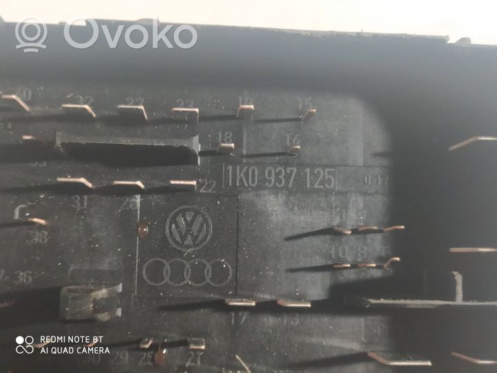 Volkswagen Golf V Module de fusibles 1K0937125