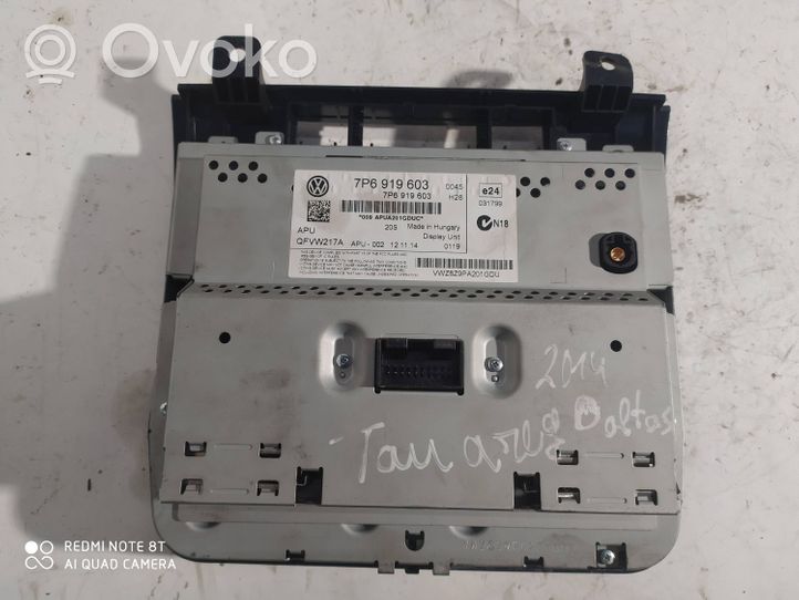 Volkswagen Touareg II Panel / Radioodtwarzacz CD/DVD/GPS 7P6919603