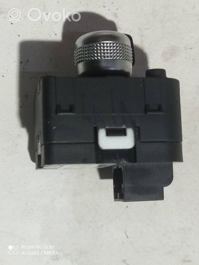 Audi A4 S4 B9 Bouton de commutateur rétroviseur latéral 4M0959565H